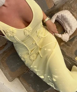 Lola 3D Blumenköper Strick Ferienkleid