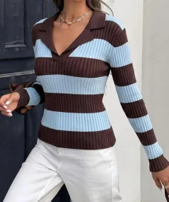 Alternative view of Alicia gestreifter Polo-Strickpullover